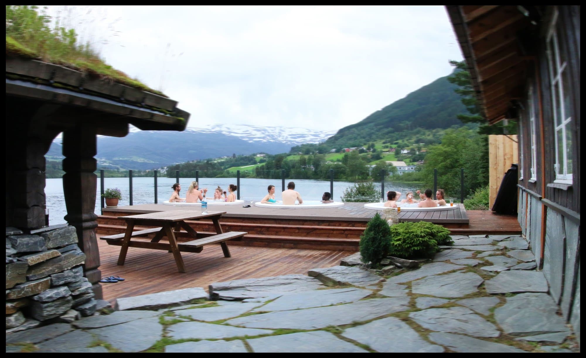 Utandørs boblebad og badstove - Voss Active