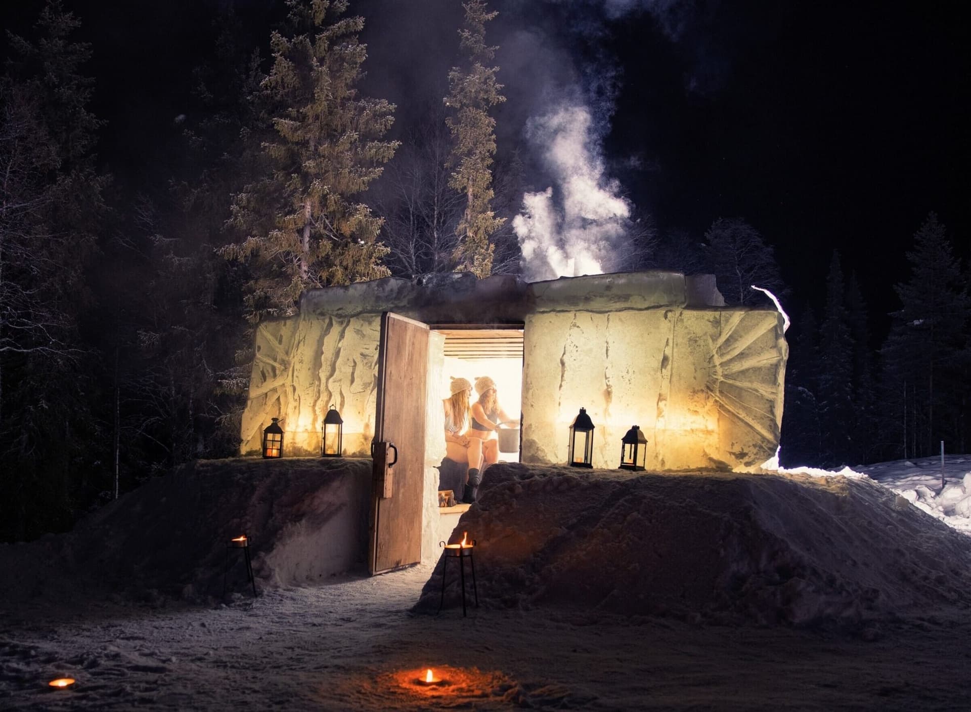 Pyhäpiilon jääsauna - Image
