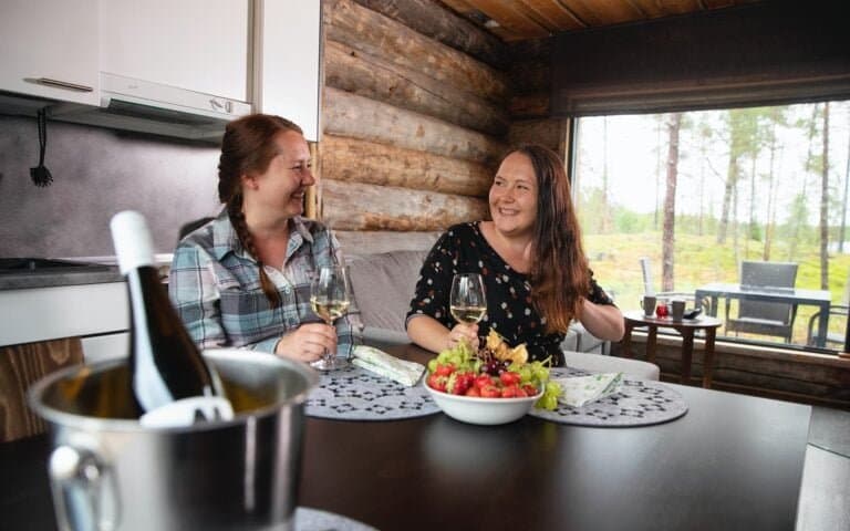 Rukan Salonki - Image